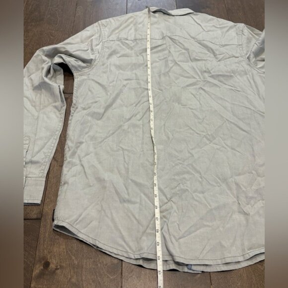 Bench Men's Light Gray Long Sleeve Collared Casual Button Up Shirt, Size Medium - Picture 6 of 6